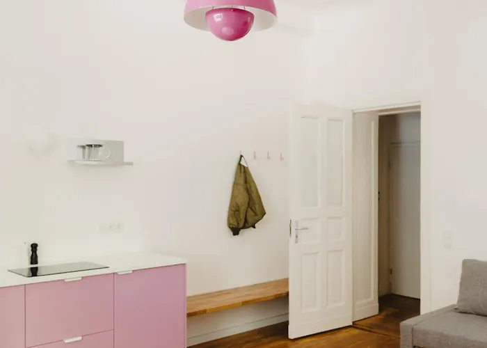 Nook Am Tempelhofer Feld