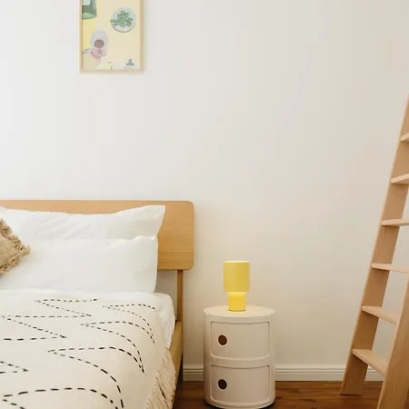 Nook Am Tempelhofer Feld * Берлин